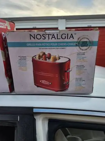 Brand New Nostalgia Hot Dog Toaster