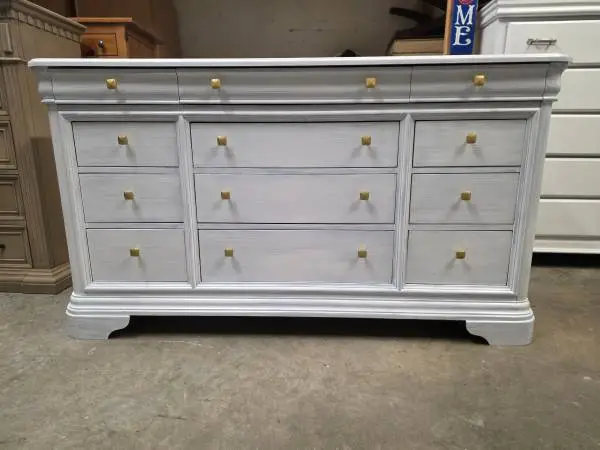 White Distressed Shabby Chic 12 Drawer Dresser
