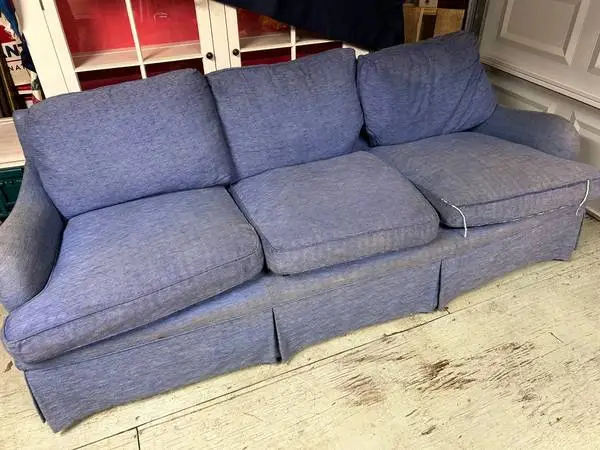 Sofa/Couch - FREE FREE FREE