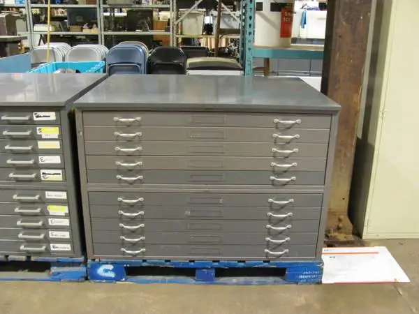 Hamilton gray metal 10 drawer flat file cabinet (47 x 36 x 31 high)