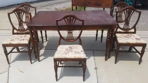 Sheridan Style Dining Room Set