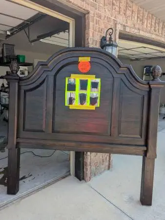 6 piece Queen bedroom set