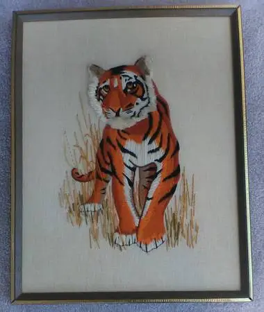 Embroidered tiger picture