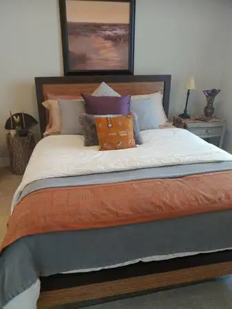 Queen Size Clean Bed