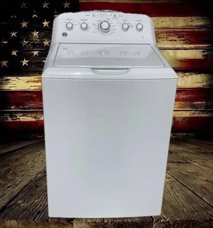 GE Ultra Capacity Washer. Works great. Free delivery