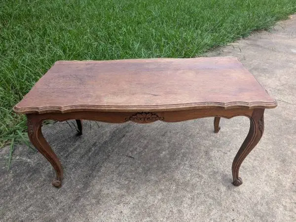 Vintage French Provincial Wood Coffee / Accent Table - $30 obo