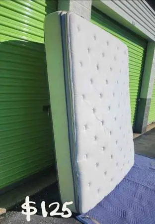 QUEEN PILLOWTOP MATTRESS