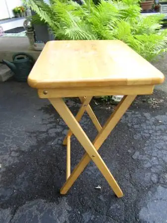 Folding Wood Tray Table