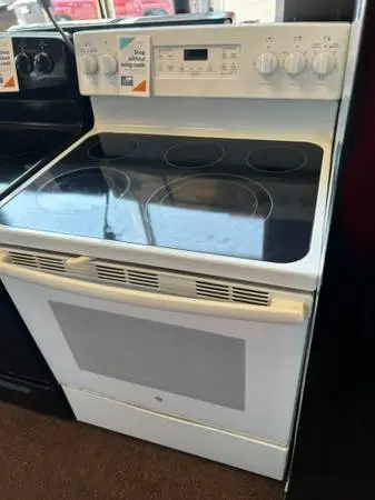 GE Electric Stove in White Finish