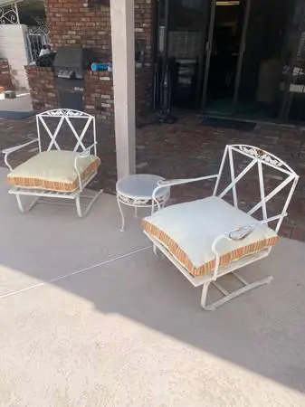 Vintage Hauser 4 Iron Patio Lounge Rocking Chairs & 2 Side Tables