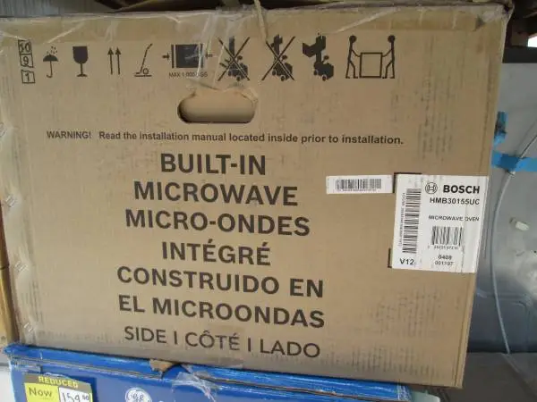 Bosch 300 Series 2.1 CF 24.37-in Built-In Microwave Stainless Steel