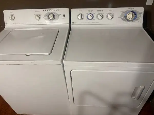 WASHER AND DRYER GE WORKS GREAT CAN DELIVER