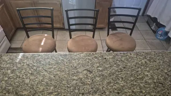 Swivel Bar Stools (Set of 3)