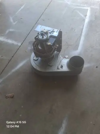 Dryer blower asambly