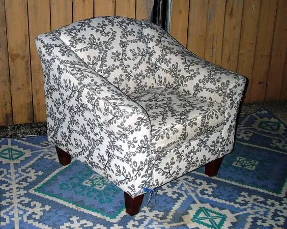 Arm CHAIR Mauve Silver Leaf Accent Living Room Cushioned Furniture