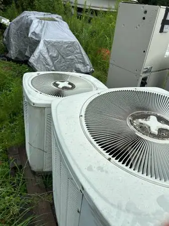 Three phase AC units