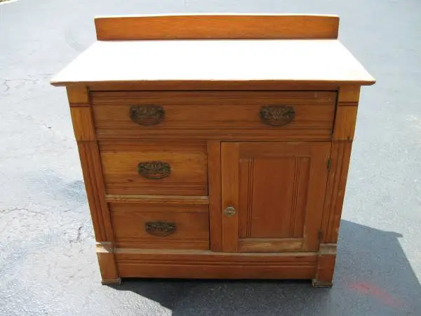 Wash Stand/Commode