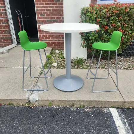 BAR STOOLS & BAR HEIGHT TABLES FOR SALE