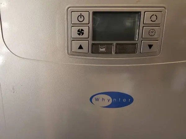 Air conditioner portable 12000 BTU works great real good condition dual air