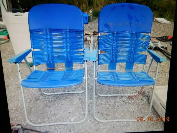 1980s blue lawn chairs