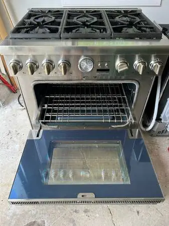 Thermador Professional 36 6-Burner Range — Great Condition — LP/P