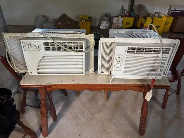 Window A/C 5K BTU, GE and Frigidaire