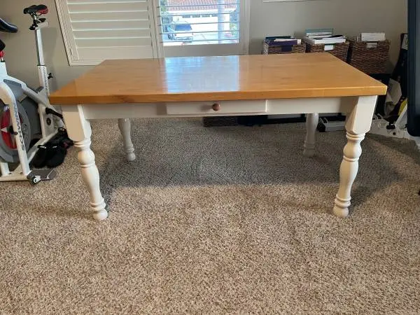 Dinning Table