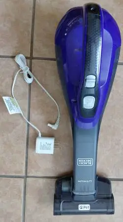 Black & Decker Hand Held Fur Buster/Dust Buster Vacuum