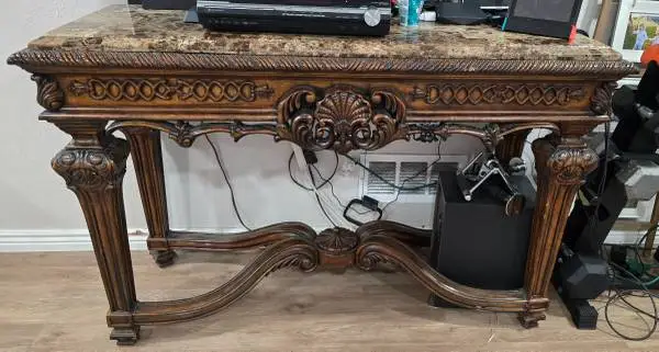 Livingroom tables- obo