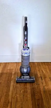 Dyson DC65 Animal Vacuum w/MuliTool