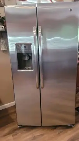 GE Stainless Steel Side by Side Refrigerator