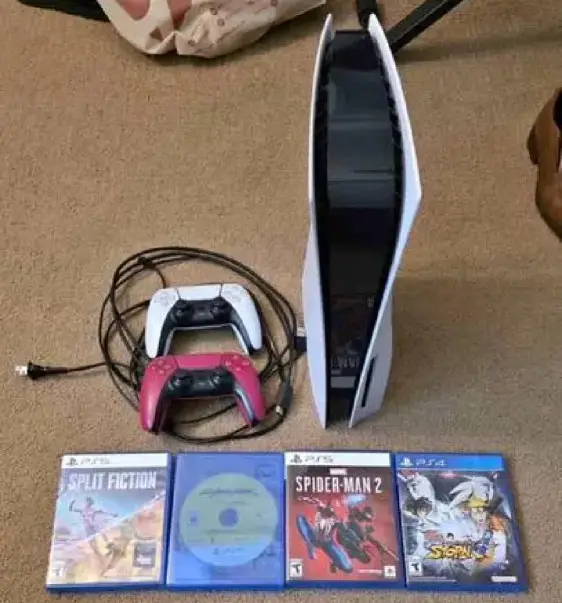 PS5 Disc Perfect working condition USED with 2 controllers all wires and 4 games