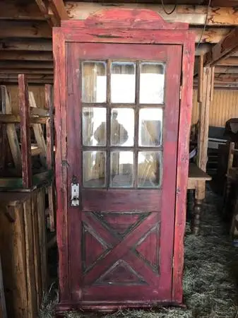 Unique old world corner unit