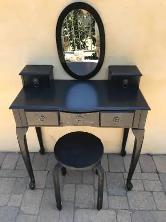 Vanity Desk with matching mirror & stool
