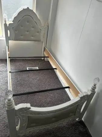 Twin Bed White