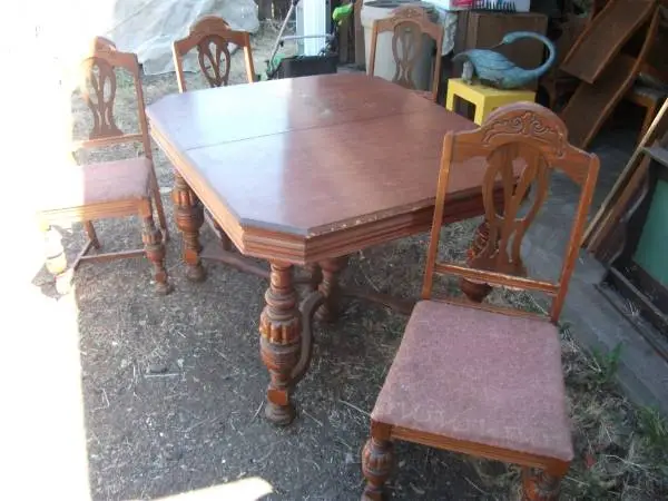 dining room table and chairs