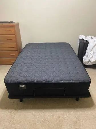 New Full Size Ashley Mattress & Adjustable Bed Frame With Remote