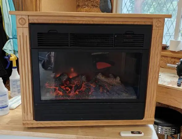 Amish Oak Heat Surge Portable fireplace heater