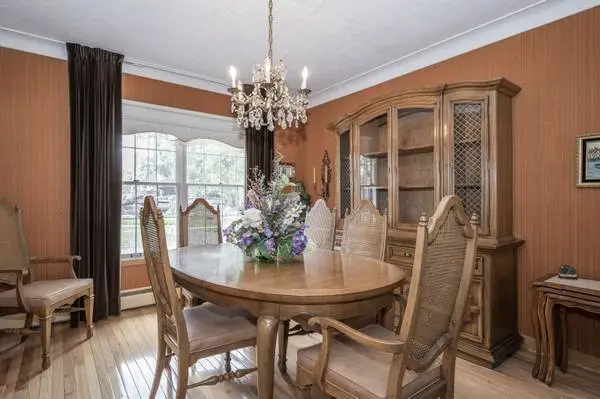 DINING SET - VINTAGE - THOMASVILLE