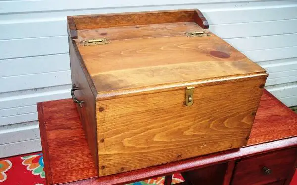 ANTIQUE DESK Portable Storage Writing School Vintage Carry Lap Table