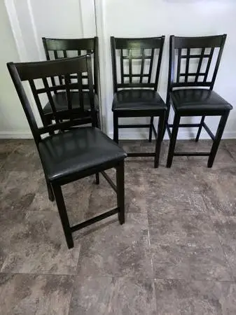 Coaster Fine Furniture Lavon Counter Height Chairs (Set of 4)