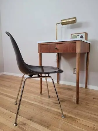 Vintage 1960s Mid Century Modern Walnut Laminate Writing Table Desk
