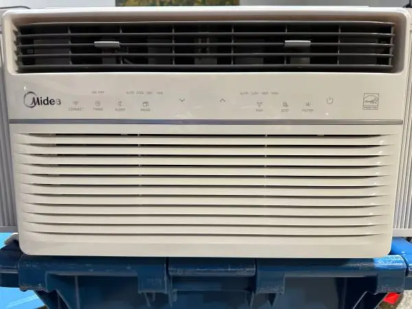 MIDEA Air Conditioner