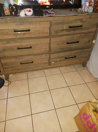 love seat couch .2 peace drawers.and 50 inch smart TV.