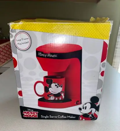 Disney Mickey Mouse 1-Cup Coffee Maker Brewer + 12 oz Mug Filter New