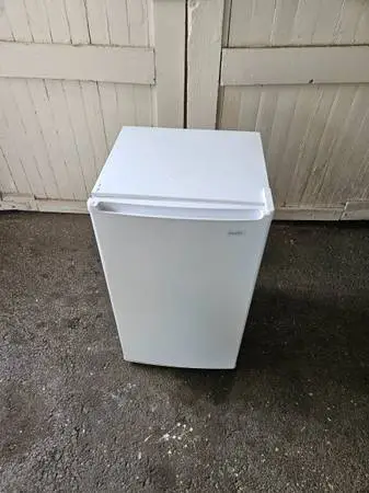 Sanyo Mini Refrigerator