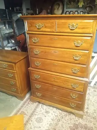 Like new solid wood dresser an chest
