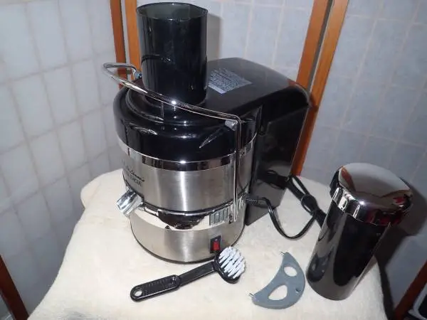 Jack Lalannes Power Juicer Stainless Steel M# MT1000