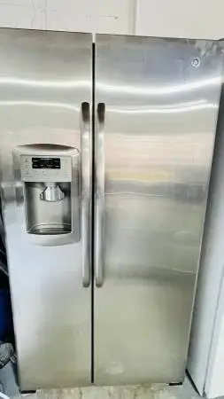 GE Refrigerator 36Wx30Dx69H