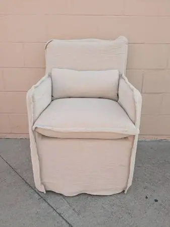 Sixpenny Melo dining room chair only 1